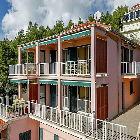 Gora Seaview - 1 Apartment *